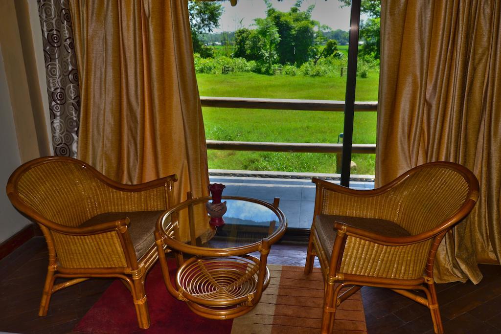 Temple Tiger Green Jungle Resort Kawasoti Pokój zdjęcie